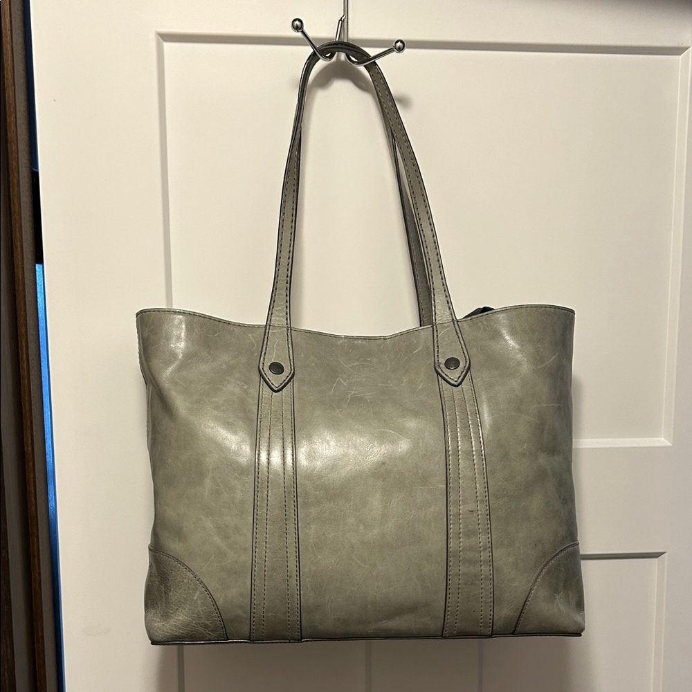 Frye tote